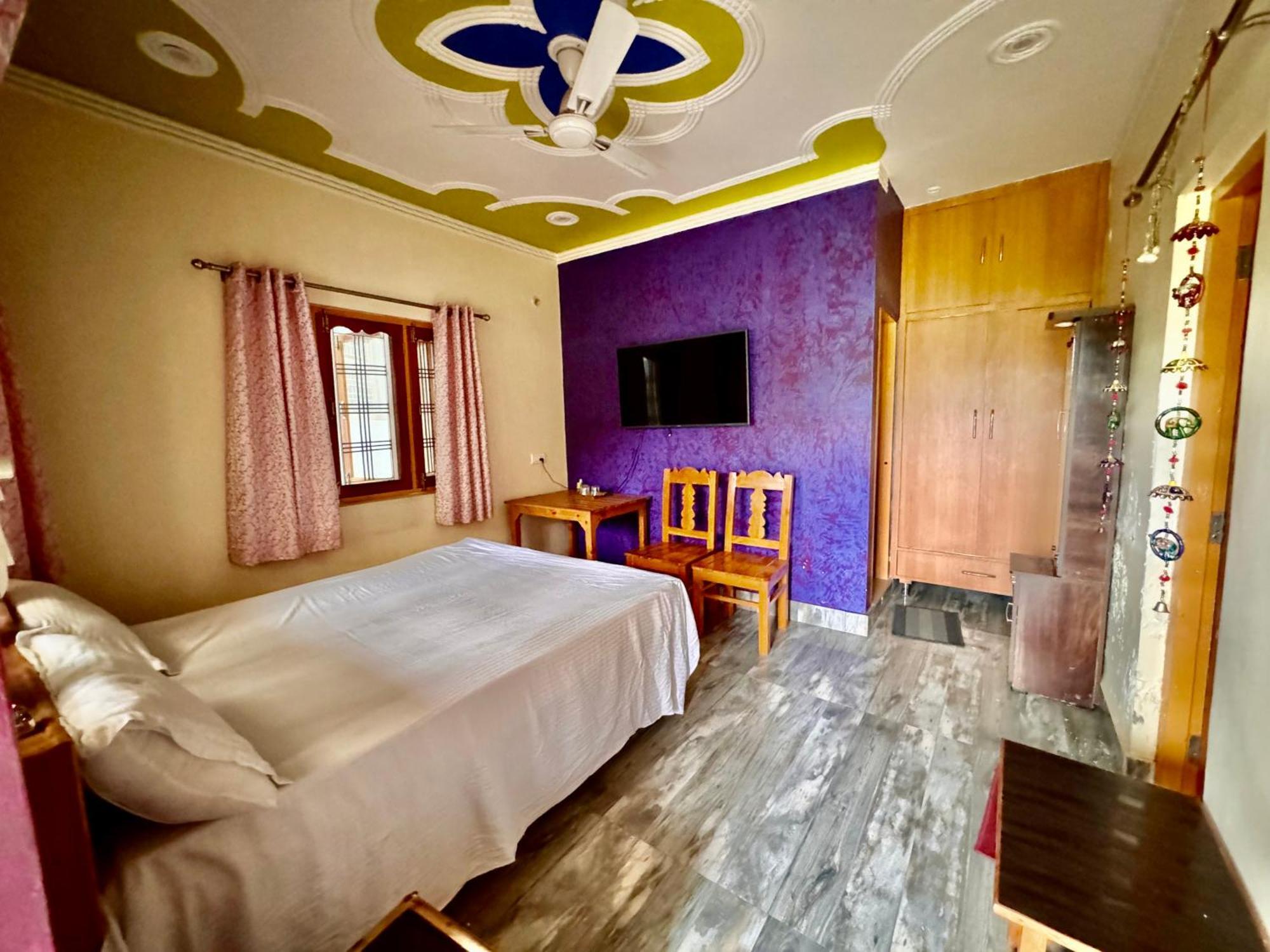 Apartment Hill Dew Uttarkashi
